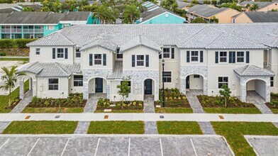 1870 SE 26th Ter in Homestead, FL - Building Photo - Building Photo