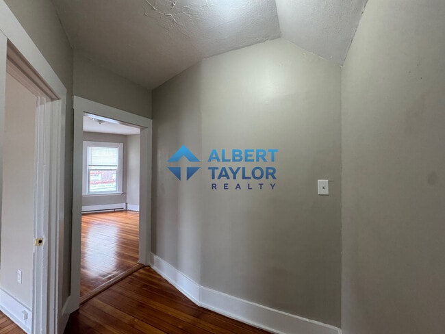 6 Bowdoin Park, Unit 1 in Boston, MA - Building Photo - Building Photo