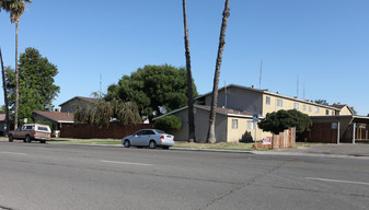 Lemoore Arms Apartments