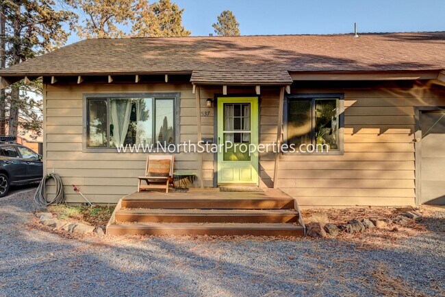 537 NE Burnside Ave-Unit -537 in Bend, OR - Building Photo - Building Photo