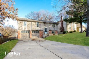 11008 E 83rd St in Raytown, MO - Building Photo