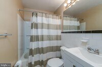 4411 Falls Bridge Dr photo'