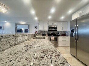 3800 S Ocean Dr in Hollywood, FL - Foto de edificio - Building Photo