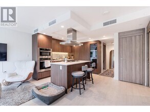 212 W 1st Ave in Vancouver, BC - Building Photo - Building Photo