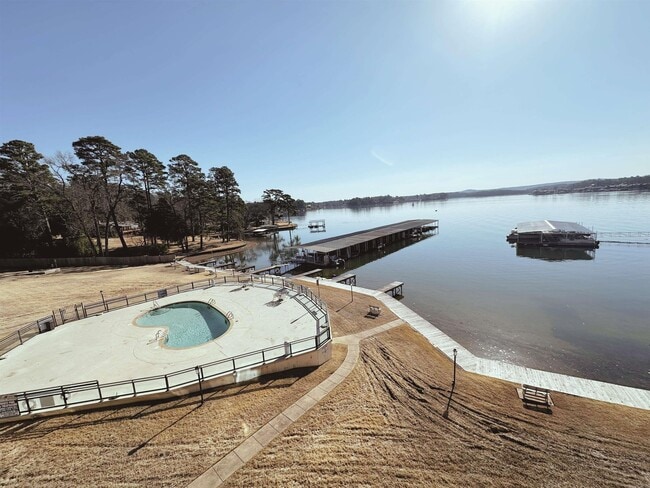 270 Lake Hamilton Dr in Hot Springs, AR - Building Photo - Building Photo