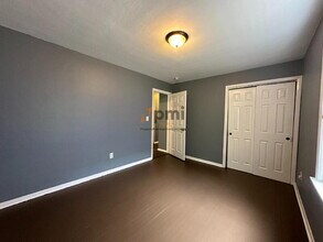 1246 W 17th Ave in Gary, IN - Building Photo - Building Photo