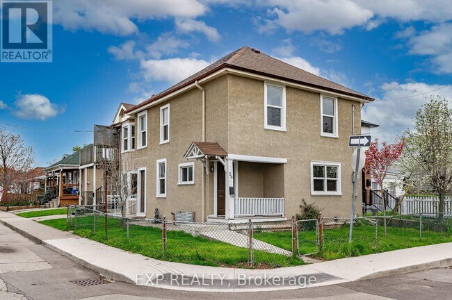 54-54 Frederick Ave in Hamilton, ON - Building Photo - Building Photo
