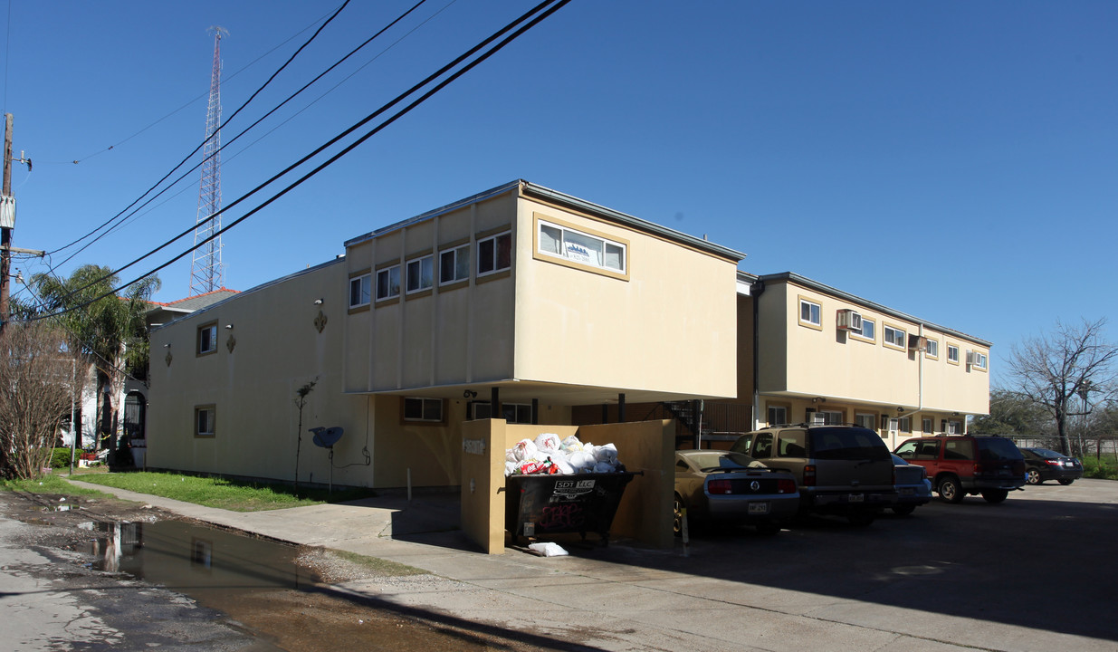 5115 Conti St in New Orleans, LA - Building Photo