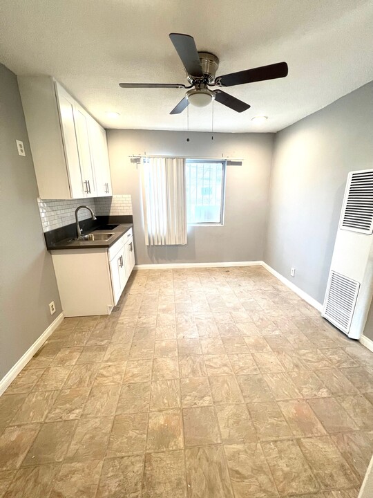 11102 Bonwood Rd in El Monte, CA - Building Photo
