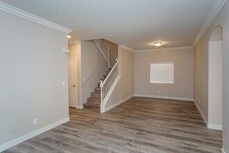37 Rosa Rosales Ct in North Las Vegas, NV - Building Photo - Building Photo