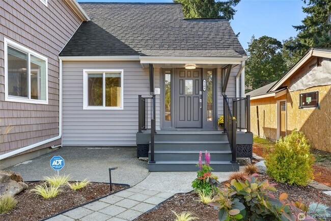 9104 Highland Ave SW in Lakewood, WA - Building Photo - Building Photo