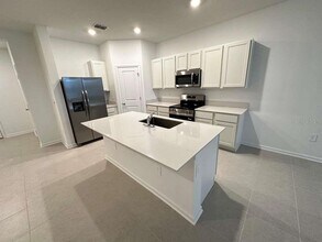 2673 Bevel Ln in Davenport, FL - Building Photo - Building Photo