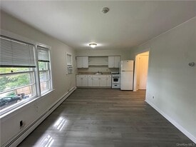 11 Chase Ave in Nyack, NY - Building Photo