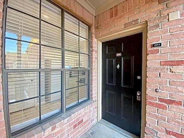 property at 2255 Braeswood Park Dr