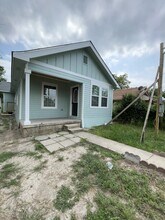 234 F St in San Antonio, TX - Building Photo - Building Photo
