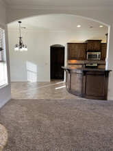 11736 SW 21st St in Yukon, OK - Foto de edificio - Building Photo