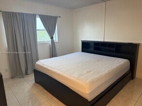 1425 Arthur St in Hollywood, FL - Building Photo - Building Photo