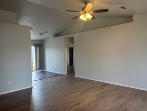 339 E Bay Owl Dr in Kuna, ID - Building Photo - Building Photo