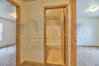 535 Mitchell St in Laramie, WY - Foto de edificio - Building Photo