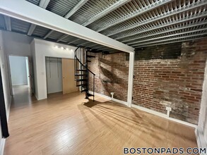 254 Friend St in Boston, MA - Foto de edificio - Building Photo