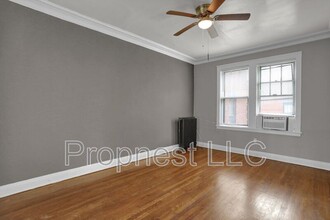 310 S Cleveland St in Memphis, TN - Foto de edificio - Building Photo