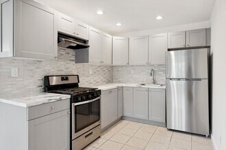 5103 Liberty Ave in North Bergen, NJ - Building Photo - Building Photo