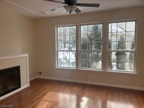 226 Winding Hill Dr in Hackettstown, NJ - Building Photo - Building Photo