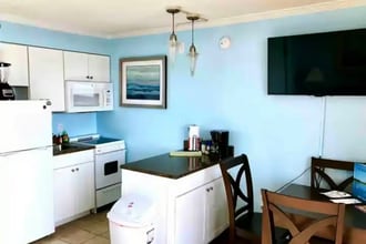 6900 N Ocean Blvd, Unit Caravelle 1402 in Myrtle Beach, SC - Building Photo - Building Photo