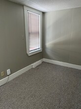 222 Main St in Waterville, ME - Foto de edificio - Building Photo