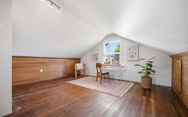 property at 2110 G St