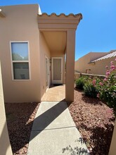 1684 Stone Mountain Ln in Las Cruces, NM - Building Photo - Building Photo