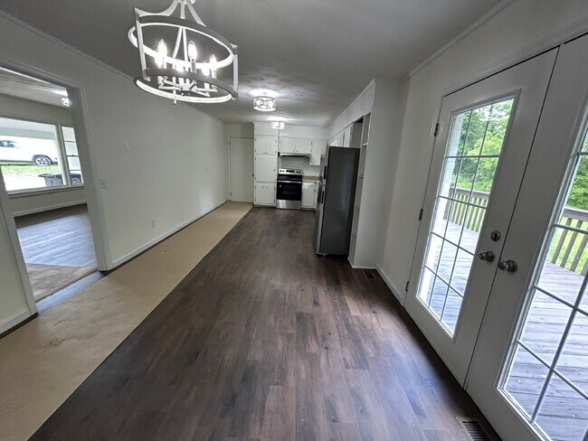 910 N Holly St in Monterey, TN - Building Photo - Building Photo
