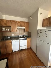 1110 Commonwealth Ave in Boston, MA - Building Photo - Building Photo