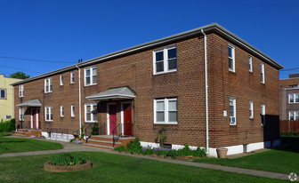 18715 Baisley Blvd Apartments