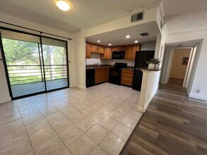 4175 Oak Terrace Dr in Greenacres, FL - Building Photo - Building Photo