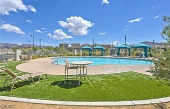 2454 Bagnara Pl in Henderson, NV - Building Photo - Building Photo