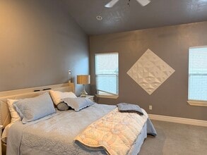 1574 W Meadow Green Dr in Riverton, UT - Building Photo - Building Photo