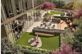 222 E 44th St in New York, NY - Building Photo - Building Photo