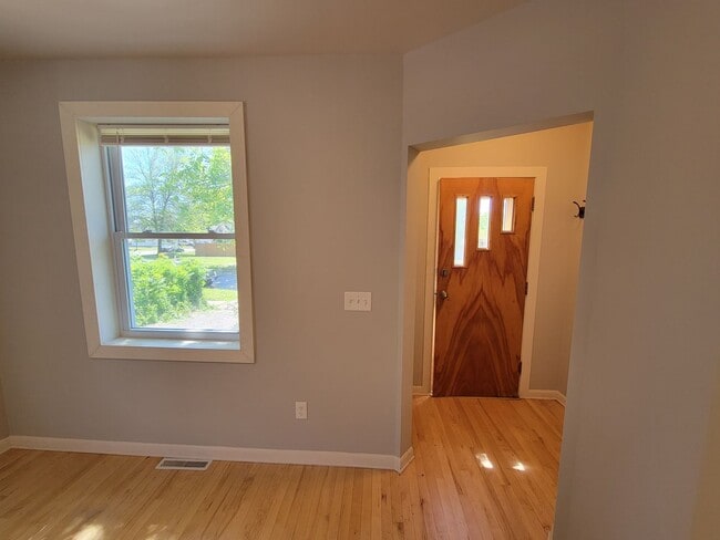 4007 W 5th St in Duluth, MN - Building Photo - Building Photo