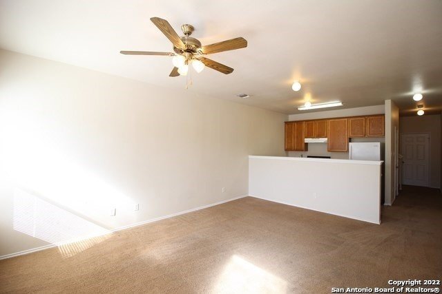 10719 Mathom Landing in Universal City, TX - Foto de edificio - Building Photo