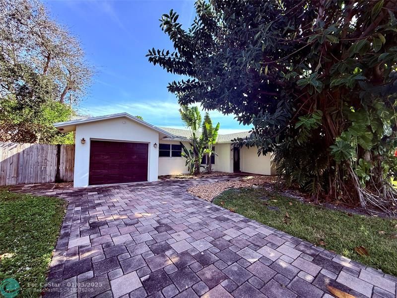 621 Eagle Dr in Delray Beach, FL - Building Photo