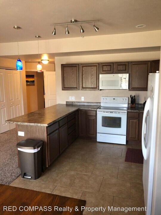 2474 Orion Way-Unit -Unit #4 in Grand Junction, CO - Building Photo