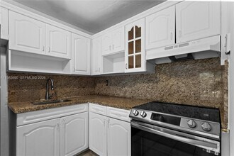 13655 NE 10th Ave in North Miami, FL - Building Photo - Building Photo