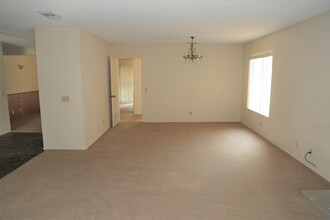 11637 Pecan Way in Loma Linda, CA - Building Photo - Building Photo