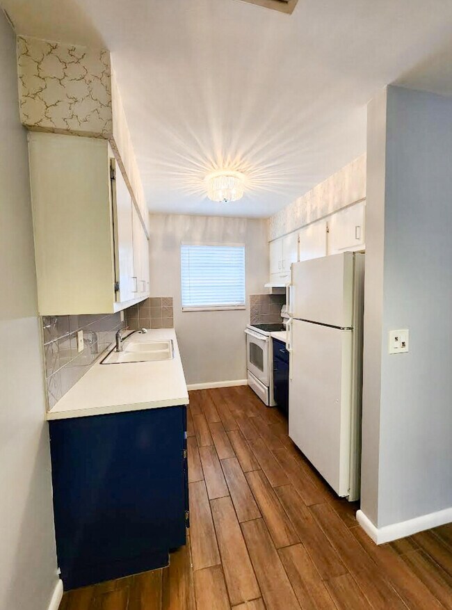 1610 Shirley Ct-Unit -#4 in Lantana, FL - Building Photo - Building Photo