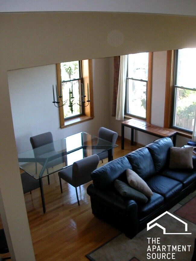 2610 N Dayton St in Chicago, IL - Foto de edificio - Building Photo