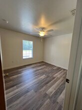 1427 N Paris St, Unit C in Bell, FL - Building Photo - Building Photo