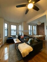 11A Cortes St, Unit 2 in Boston, MA - Building Photo - Building Photo