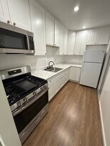 762 1/2 N Ridgewood Pl, Unit 762 1/2 in Los Angeles, CA - Building Photo