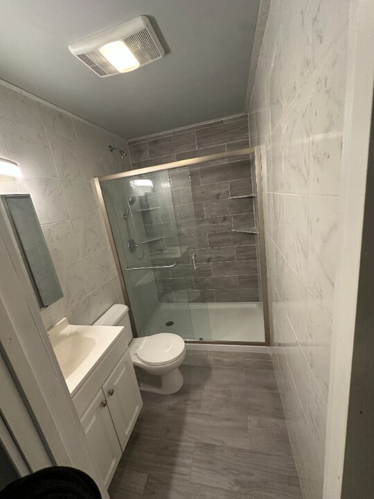 411 McGuigan Pl in Harrison, NJ - Building Photo